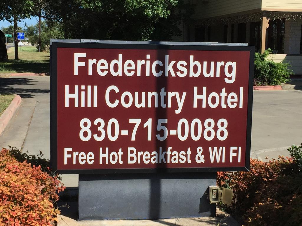Fredericksburg Hill Country Hotel Esterno foto