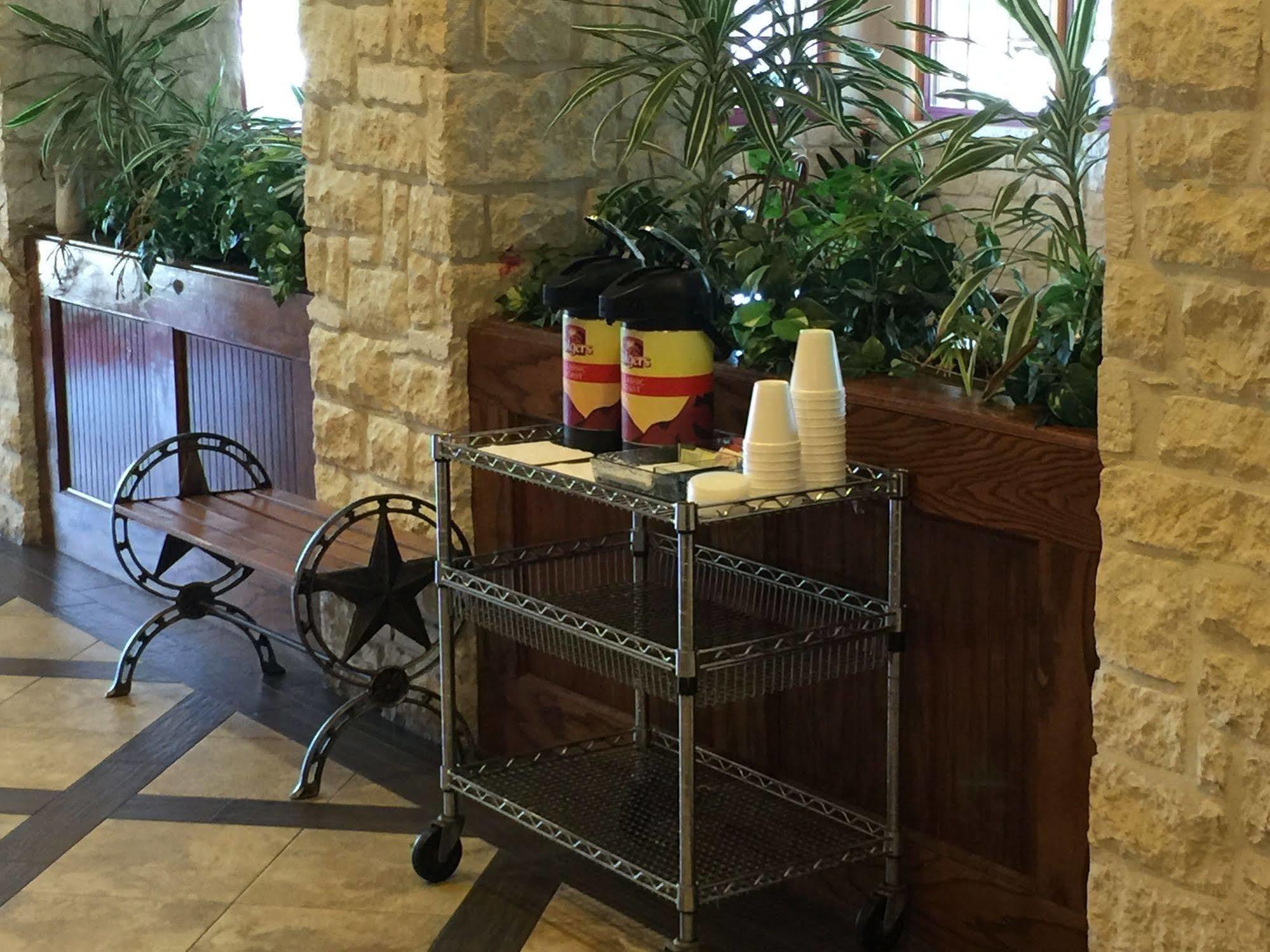 Fredericksburg Hill Country Hotel Esterno foto
